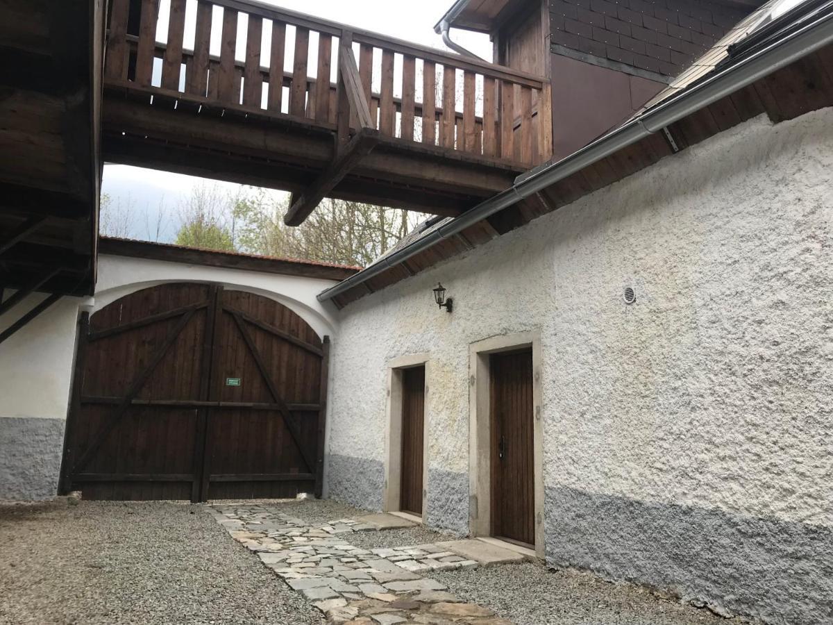 Villa Statek U Potoka Vimperk Exterior foto